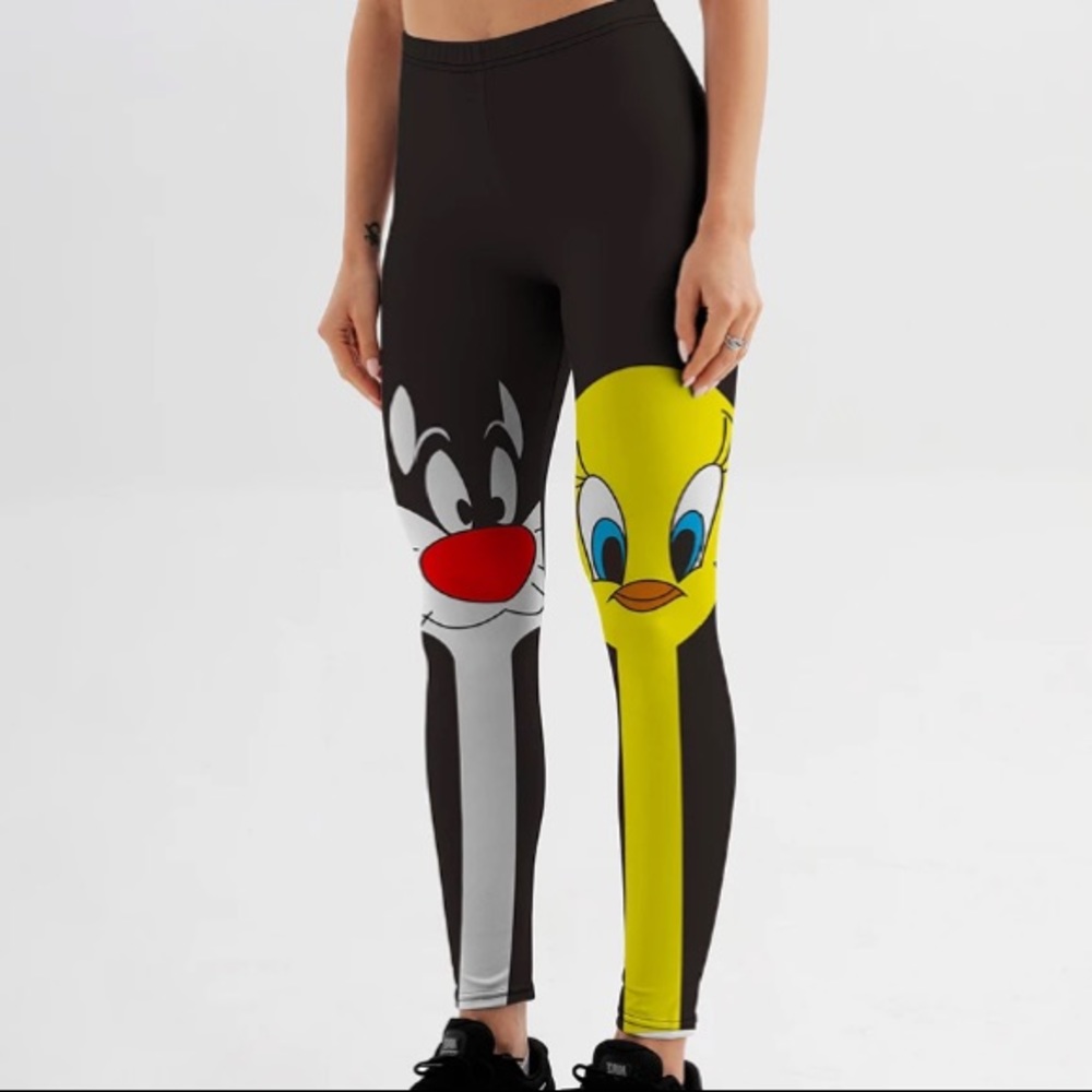 Cutest leggings ever! - Picture 4 of 10